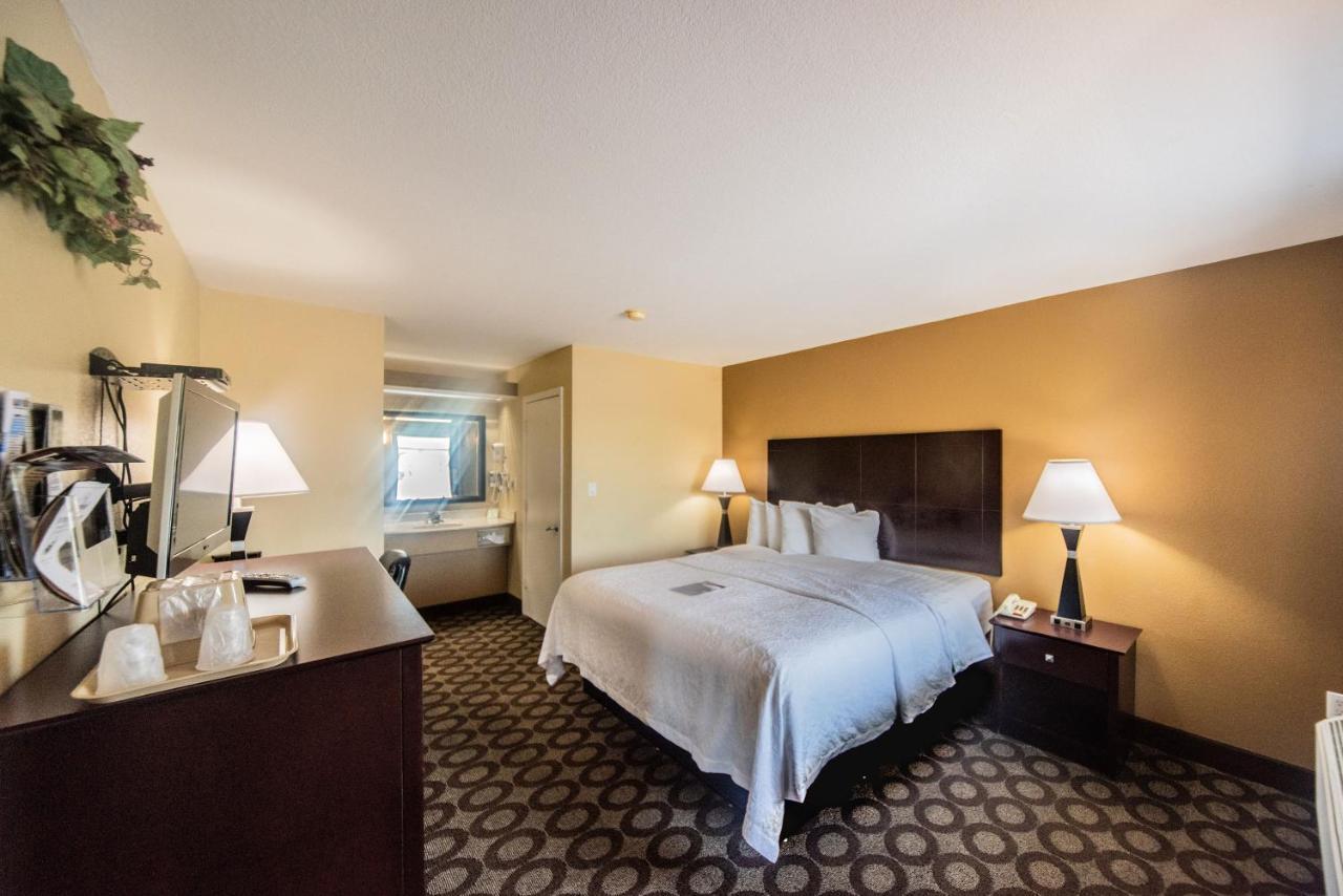 Relax Inn And Suites Kuttawa מראה חיצוני תמונה