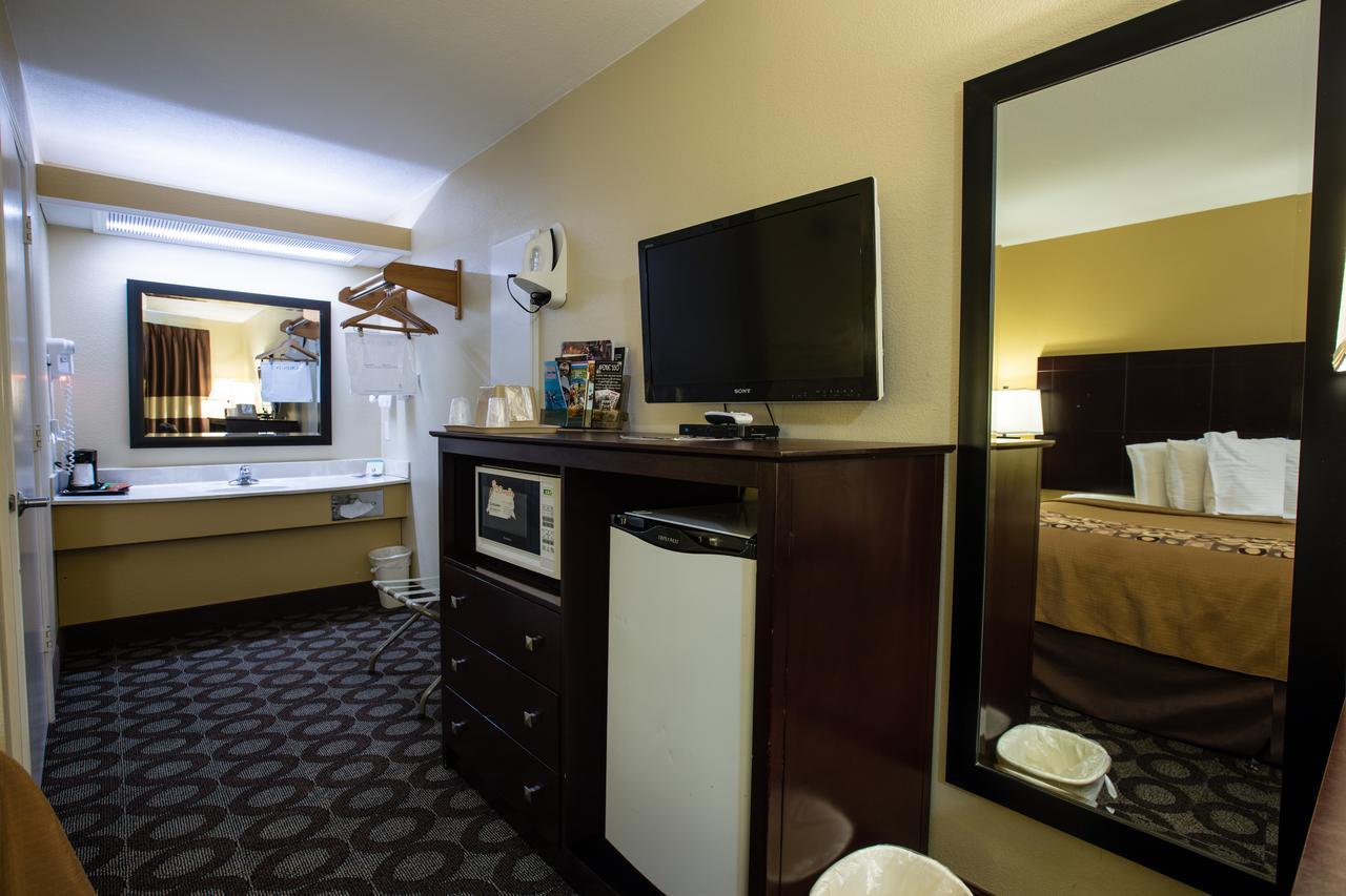 Relax Inn And Suites Kuttawa מראה חיצוני תמונה
