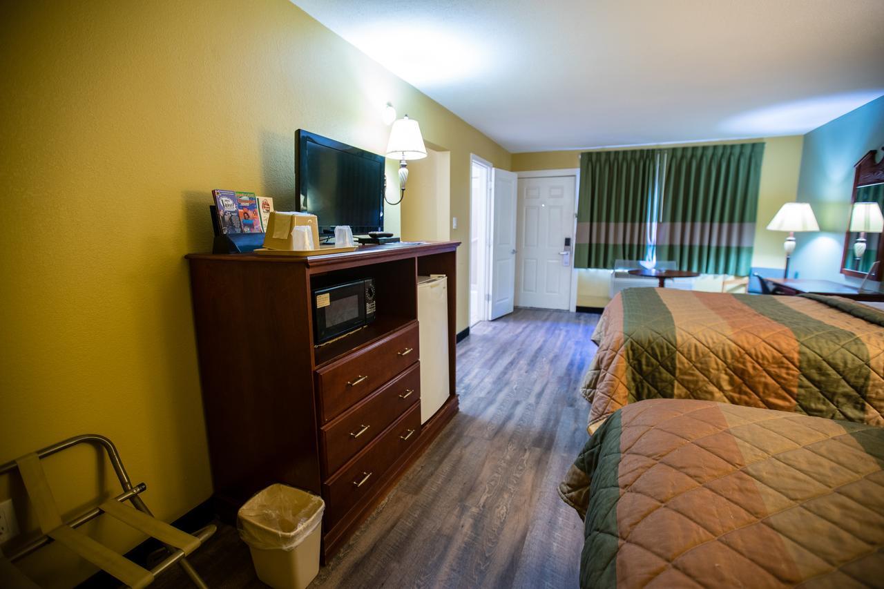 Relax Inn And Suites Kuttawa מראה חיצוני תמונה