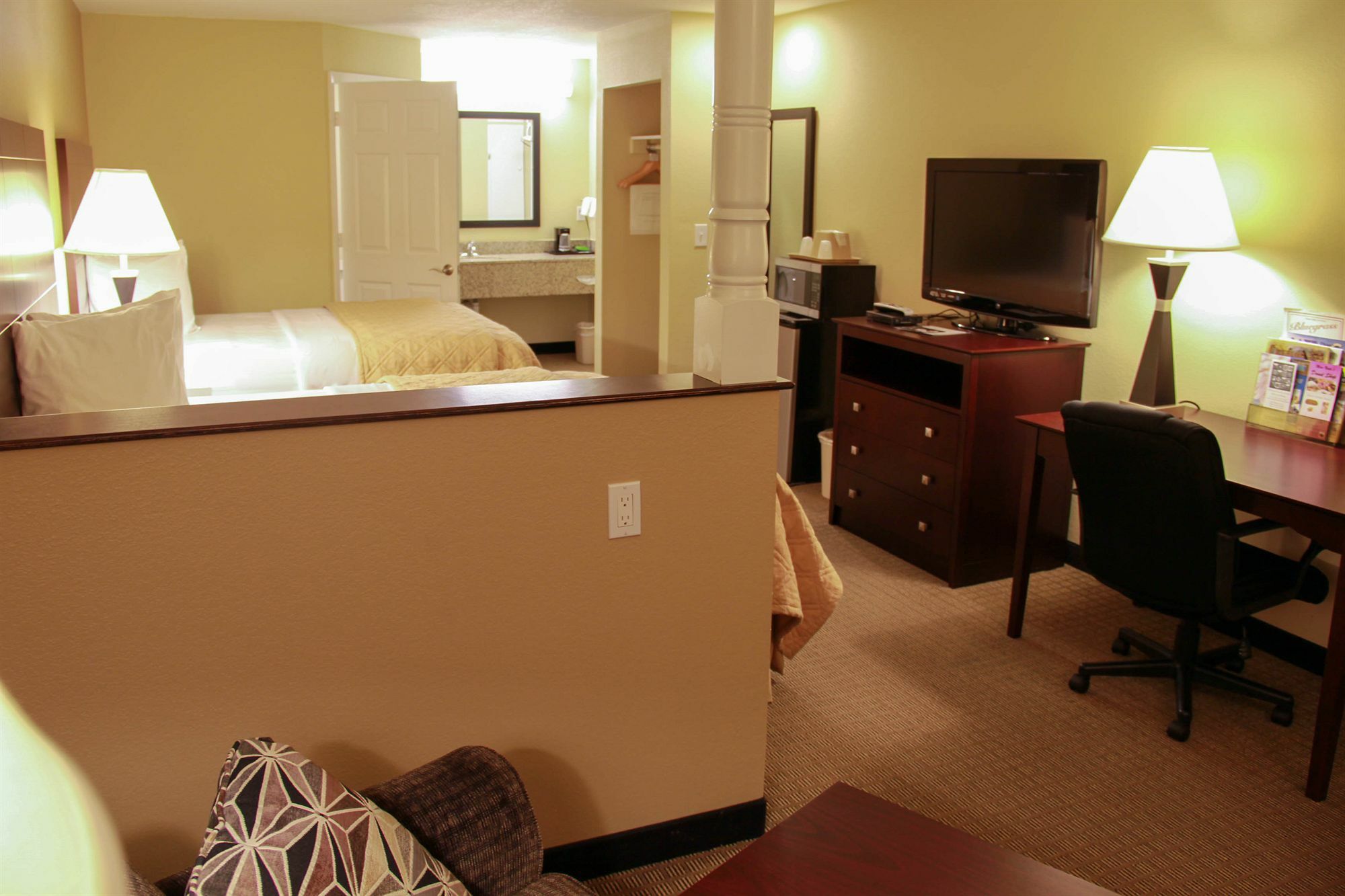Relax Inn And Suites Kuttawa מראה חיצוני תמונה